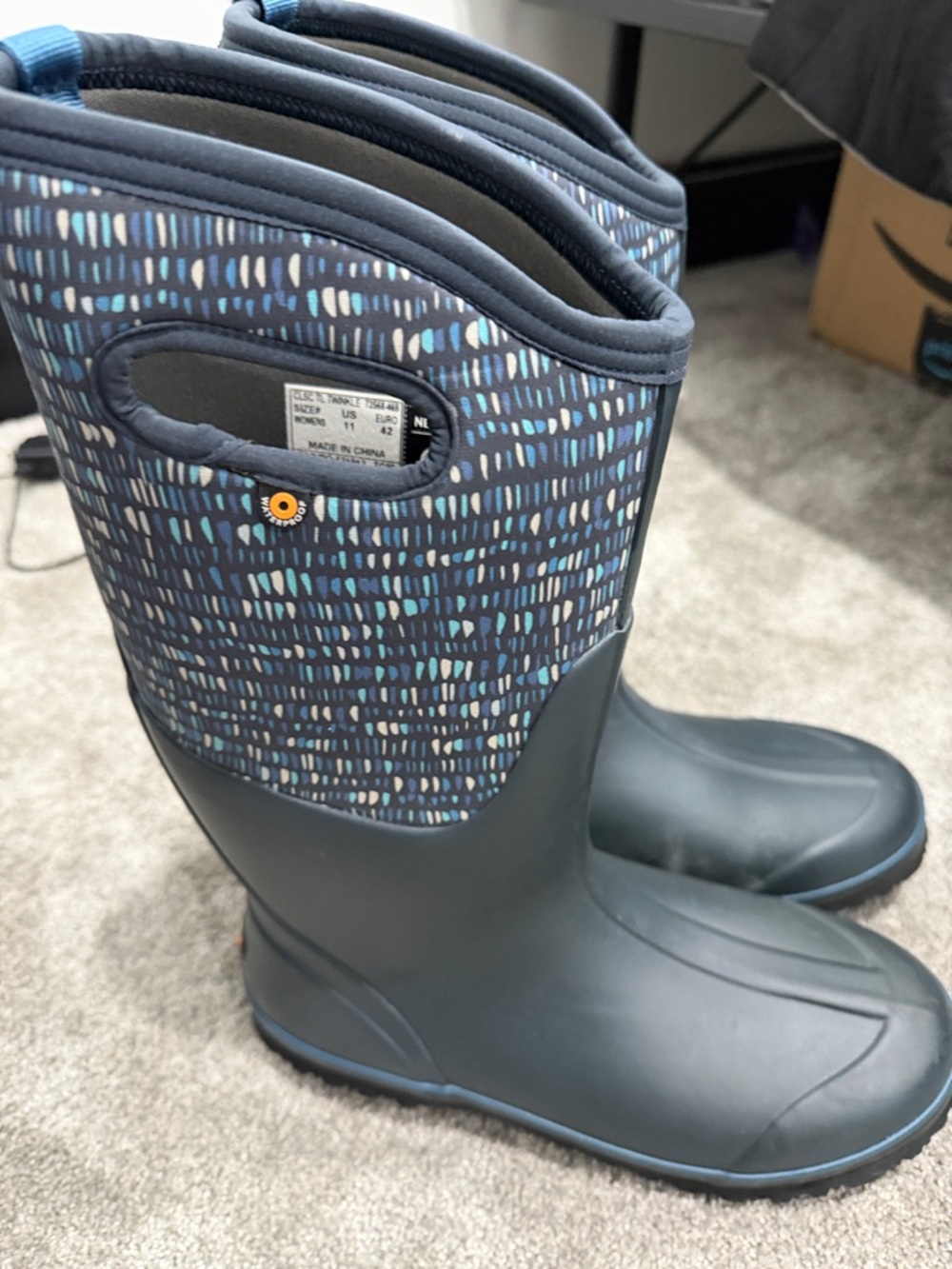 Bogs Women's Navy and Teal Patterned Waterproof Rain Boots